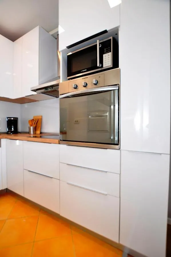 Apartment Nesh Split